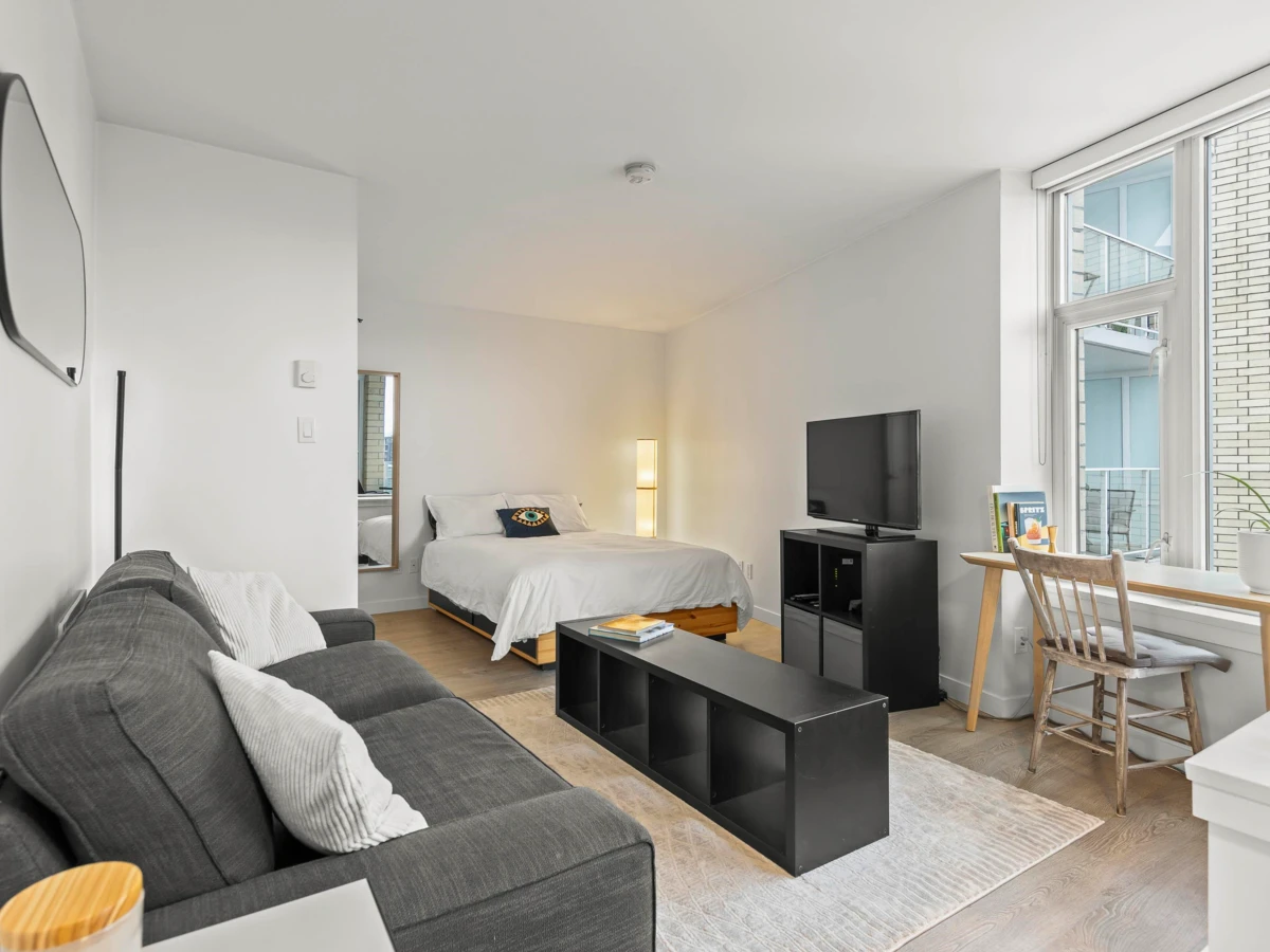 Living Room Photo of 502 311 E 6th Avenue, Vancouver, BC