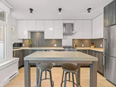 Kitchen Photo of 502 311 E 6th Avenue, Vancouver, BC