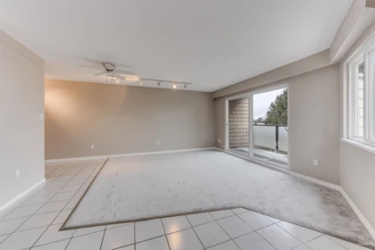 Primary Bathroom Photo of 311 212 Forbes Avenue, North Vancouver, BC