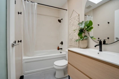 Powder Room Photo of 310 1823 W 7th Avenue, Vancouver, BC