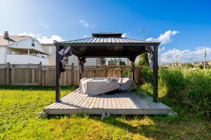 Hot Tub / Spa Photo of 343 Pembina Street, New Westminster, BC