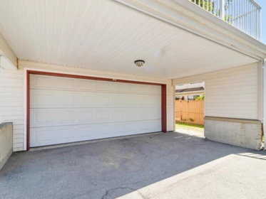 Mudroom Photo of 186 10077 156 Street, Surrey, BC