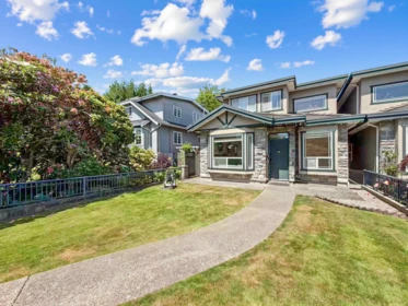 4857 Victory Street, Burnaby, BC, Burnaby — Half Duplex for sale