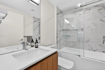 Entry Foyer Photo of 308 209 E 20 Avenue, Vancouver, BC