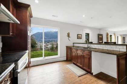 Hallway Photo of 38273 View Place, Squamish, BC