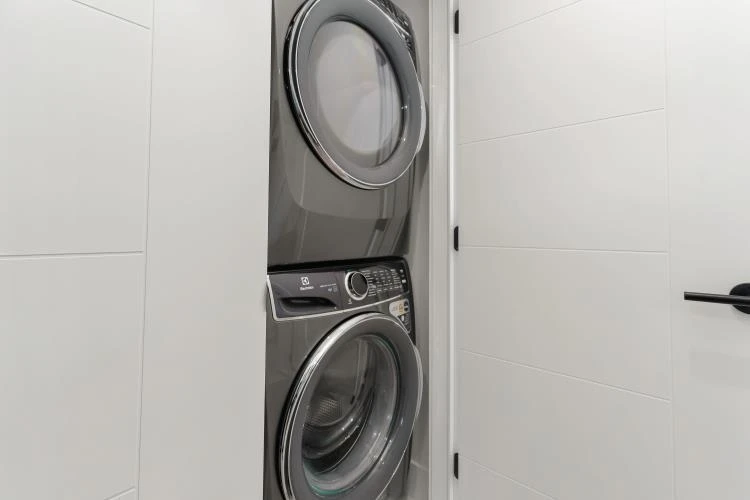Laundry Room Photo of 1010 Augusta Avenue, Burnaby, BC