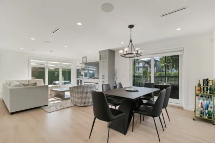 Breakfast Nook Photo of 1010 Augusta Avenue, Burnaby, BC
