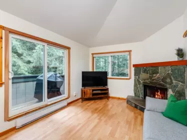 201 2101 Castle Drive, Whistler, BC, Whistler — Townhouse for sale