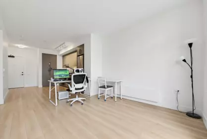 Loft / Bonus Room Photo of 809 8750 University Crescent, Burnaby, BC