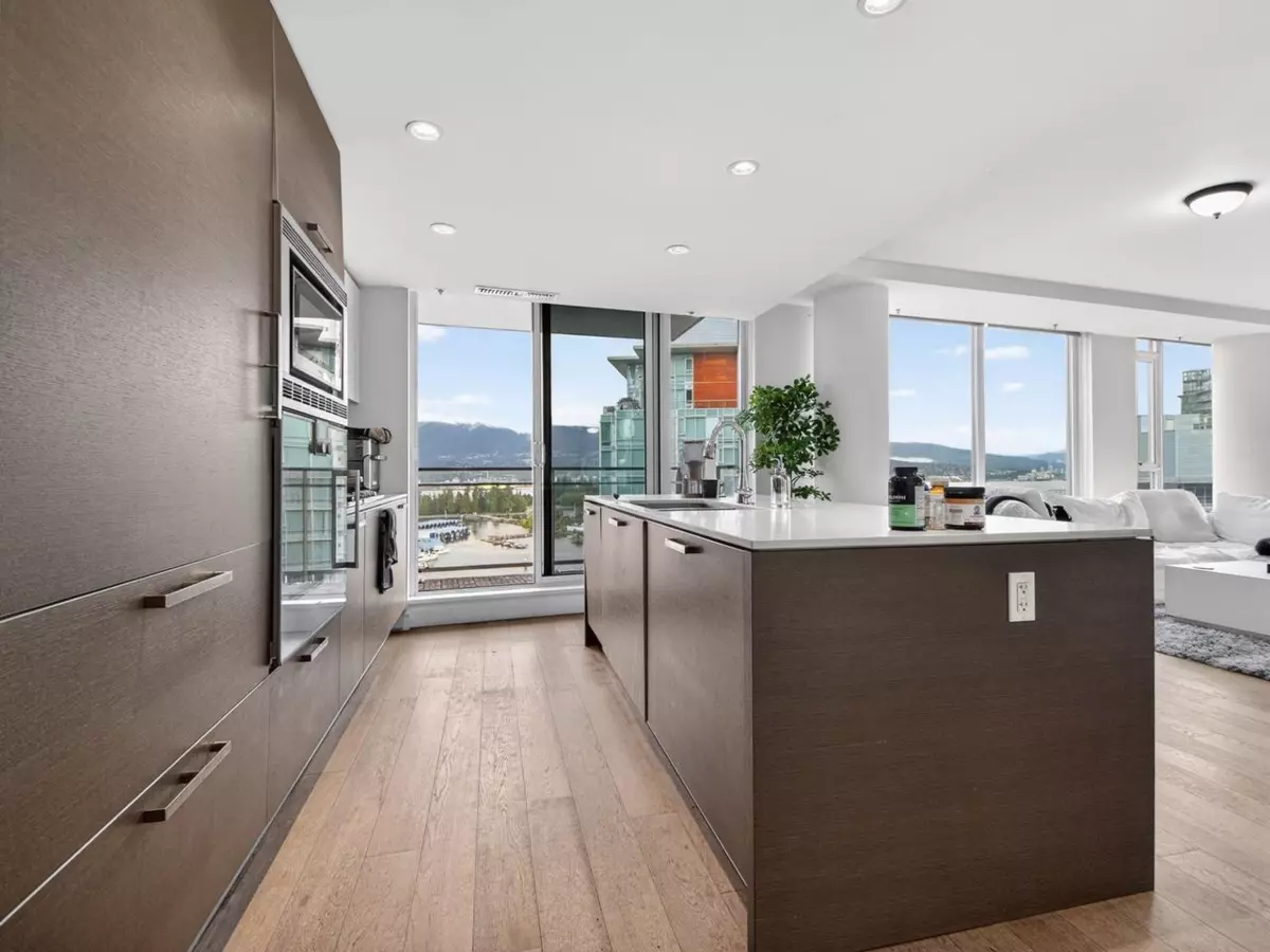 Family Room Photo of 1902 1499 W Pender Street, Vancouver, BC