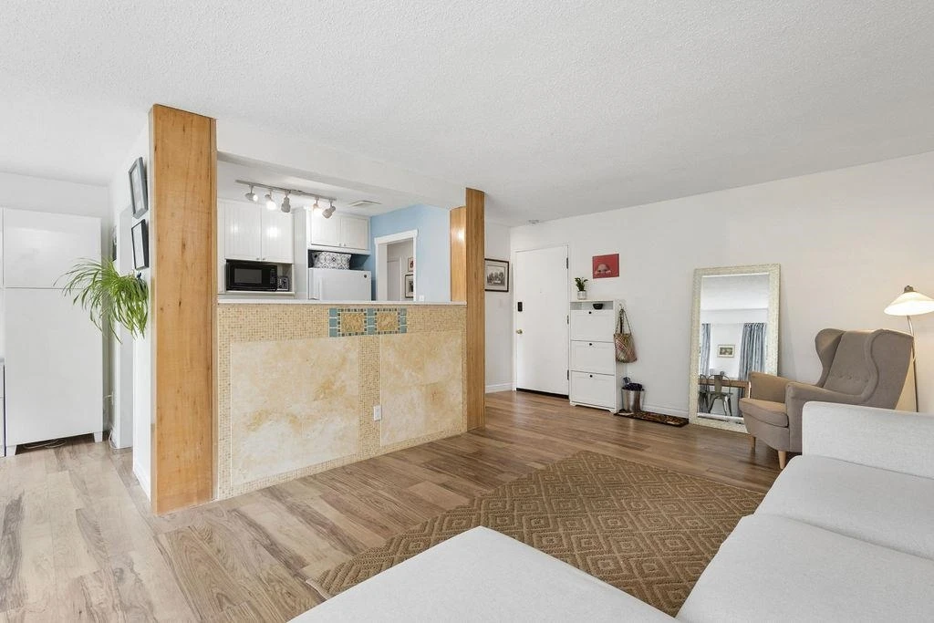 Family Room Photo of 207 2494 Cornwall Avenue, Vancouver, BC