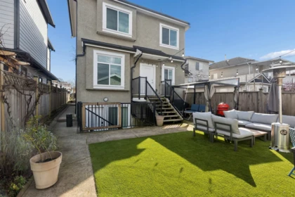 2275 E 34th Avenue, Vancouver, BC, Vancouver — Half Duplex for sale