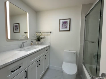 Loft / Bonus Room Photo of 401 4941 Lougheed Highway, Burnaby, BC