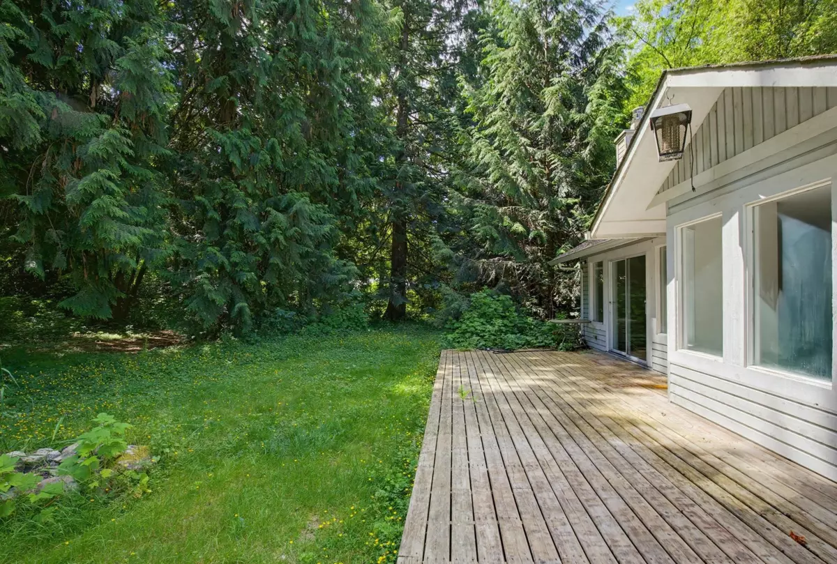 Family Room Photo of 9232 Farrington Street, Mission, BC