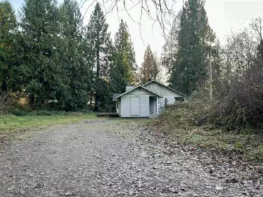 Laundry Room Photo of 9232 Farrington Street, Mission, BC