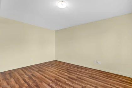 Hallway Photo of 9487 Coote Street, Chilliwack, BC