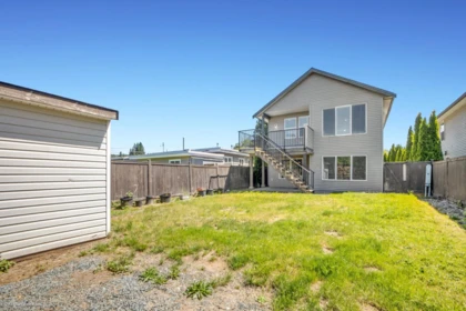 Hot Tub / Spa Photo of 9487 Coote Street, Chilliwack, BC