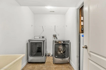 Mudroom Photo of 9487 Coote Street, Chilliwack, BC