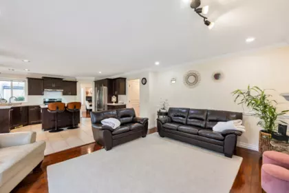 Breakfast Nook Photo of 6185 167a Street, Surrey, BC
