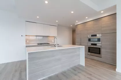 Mudroom Photo of 1704 680 Quayside Drive, New Westminster, BC