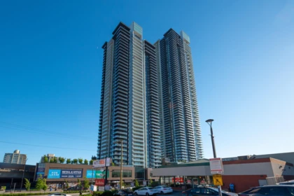 Outdoor Deck Photo of 3807 4168 Lougheed Highway, Burnaby, BC