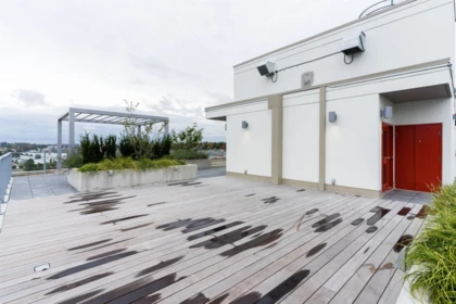 Hot Tub / Spa Photo of 204 180 E 2nd Avenue, Vancouver, BC