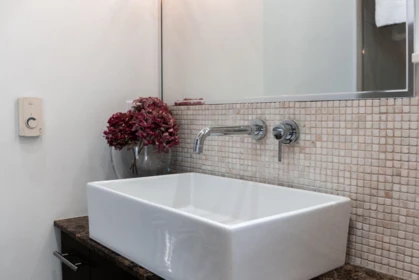 Powder Room Photo of 304 2108 W 12th Avenue, Vancouver, BC