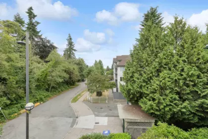 Staircase Photo of 311 10128 132 Street, Surrey, BC