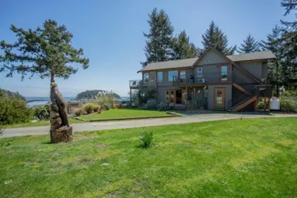 13 494 Arbutus Drive, Mayne Island, BC, Mayne Island — Apartment/Condo for sale