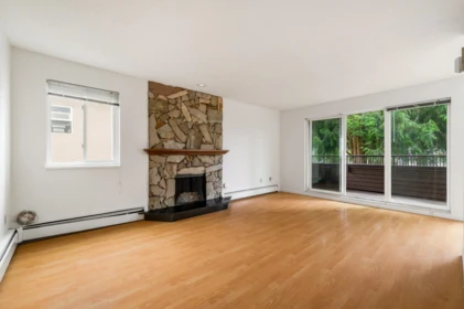 210 1420 E 8th Avenue, Vancouver, BC, Vancouver — Apartment/Condo for sale