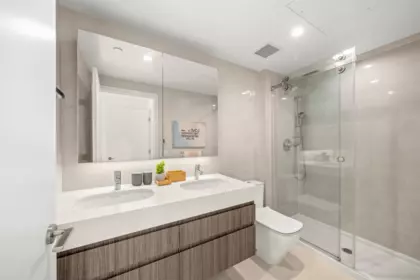 Primary Bathroom Photo of 1904 6463 Silver Avenue, Burnaby, BC