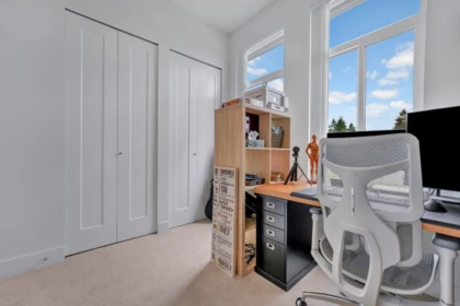 Walk-In Closet Photo of 404 718 Edgar Avenue, Coquitlam, BC