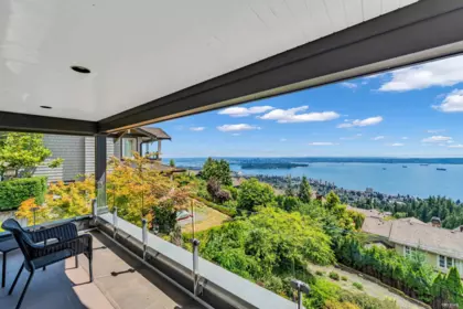 Mudroom Photo of 2793 Willoughby Road, West Vancouver, BC