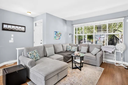 Breakfast Nook Photo of 24348 102a Avenue, Maple Ridge, BC