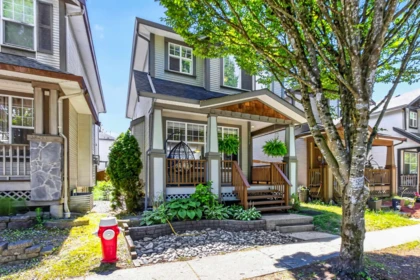 24348 102a Avenue, Maple Ridge, BC, Maple Ridge — Single Family Residence for sale