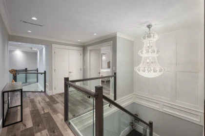 Entry Foyer Photo of 3439 Hill Park Place, Abbotsford, BC