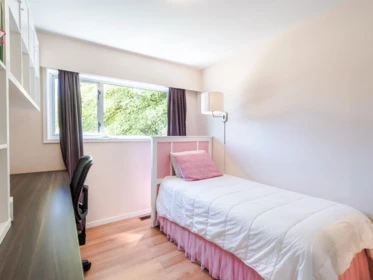 Hot Tub / Spa Photo of 755 Egmont Avenue, Coquitlam, BC