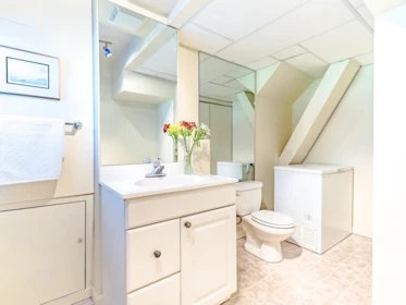 Mudroom Photo of 755 Egmont Avenue, Coquitlam, BC