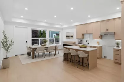 1 12873 Marine Drive, Surrey, BC, Surrey — Half Duplex for sale