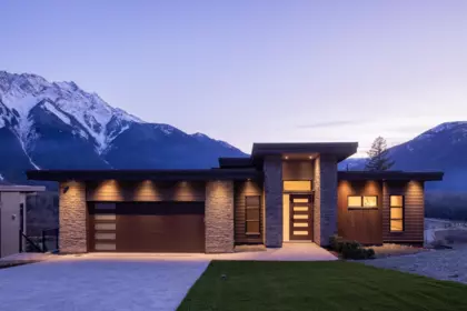 7683 Cerulean Drive, Pemberton, BC, Pemberton — Single Family Residence for sale