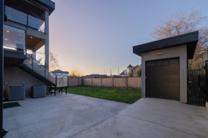 17985 56a Avenue, Surrey, BC, Surrey — Single Family Residence for sale