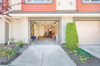 Hallway Photo of 3 9751 Ferndale Road, Richmond, BC