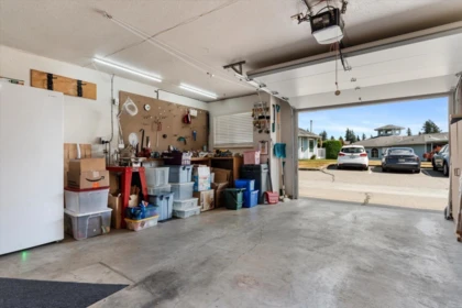 Garage Interior Photo of 118 1450 Mccallum Road, Abbotsford, BC