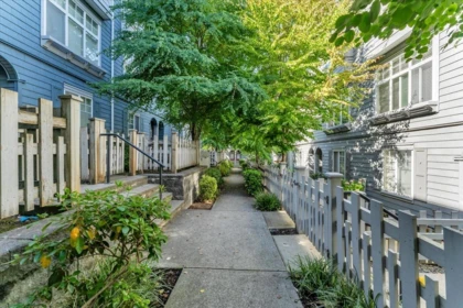 51 5858 142 Street, Surrey, BC, Surrey — Townhouse for sale
