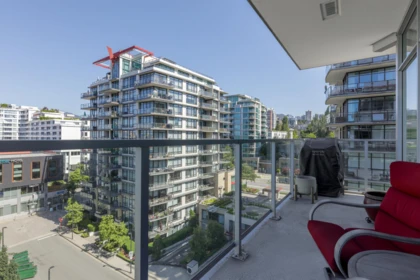 708 185 Victory Ship Way, North Vancouver, BC, North Vancouver — Apartment/Condo for sale