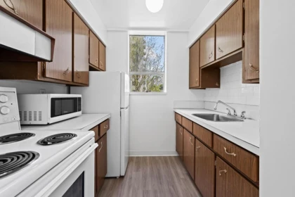 Kitchen Island Photo of 203 1250 Burnaby Street, Vancouver, BC