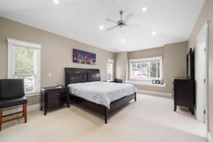 Office / Den Photo of 12965 60 Avenue, Surrey, BC