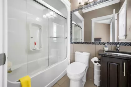Powder Room Photo of 12965 60 Avenue, Surrey, BC
