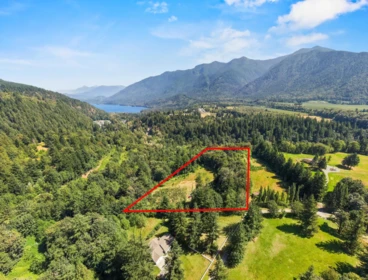 1420 Janovick Road, Columbia Valley, BC, Columbia Valley — Single Family Residence for sale
