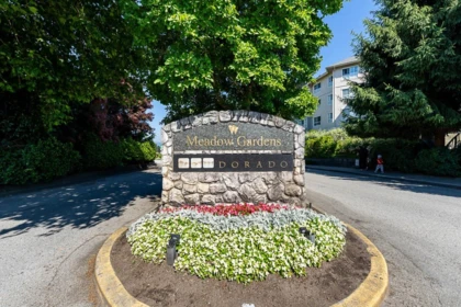 207 19673 Meadow Gardens Way, Pitt Meadows, BC, Pitt Meadows — Apartment/Condo for sale